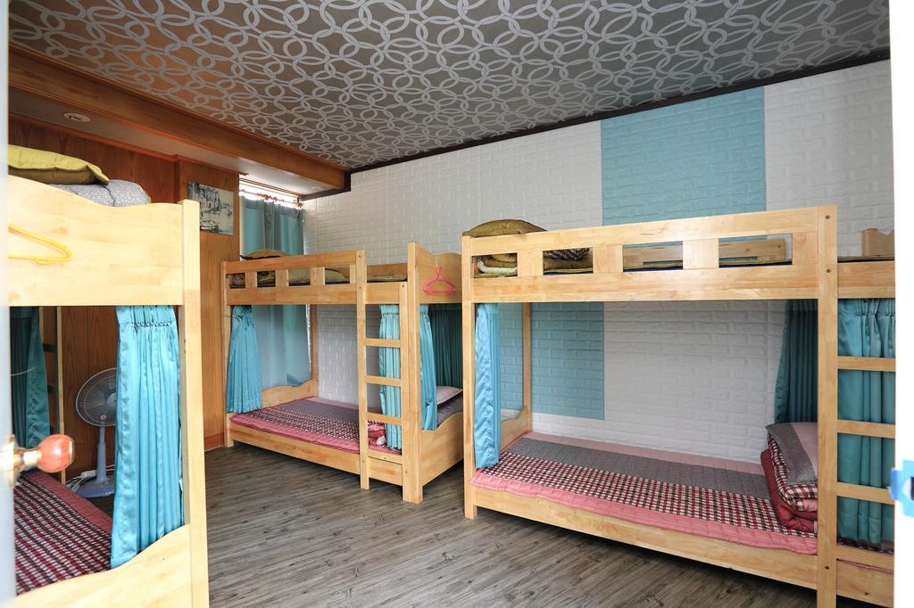 Haevichi Elmar Guesthouse Seogwipo-stad Buitenkant foto